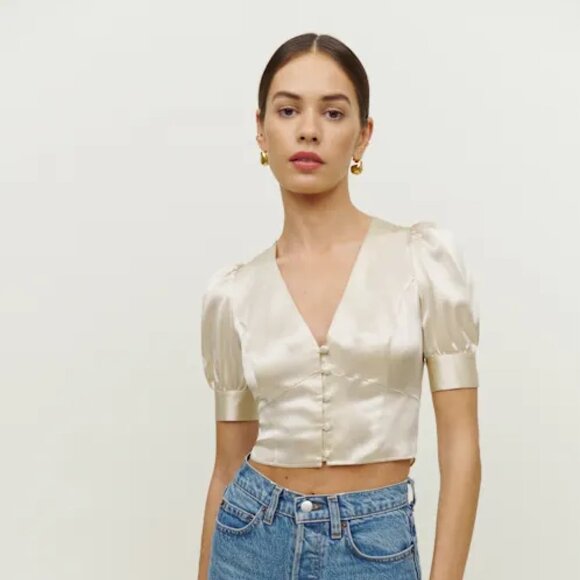 Reformation Tops - Reformation ‘Mendez’ Silk Puff Sleeve Button Up Crop Top